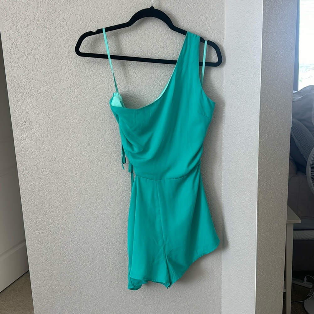 Superdown one shoulder romper - Revolve